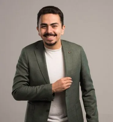 Meet the Expert Team - 看球直播